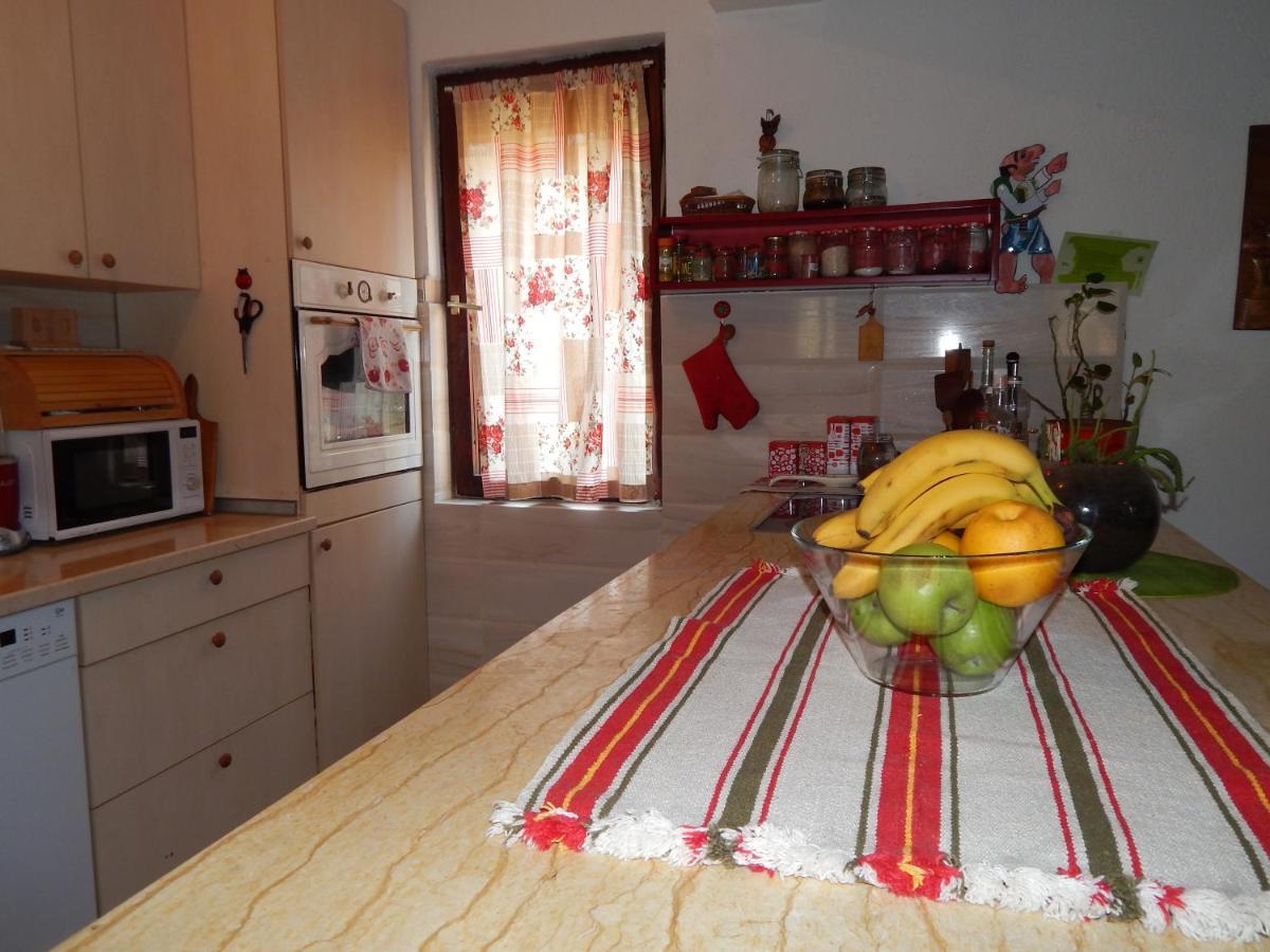 Incredible Apartment With A Mountain View - Matka Üsküp Dış mekan fotoğraf