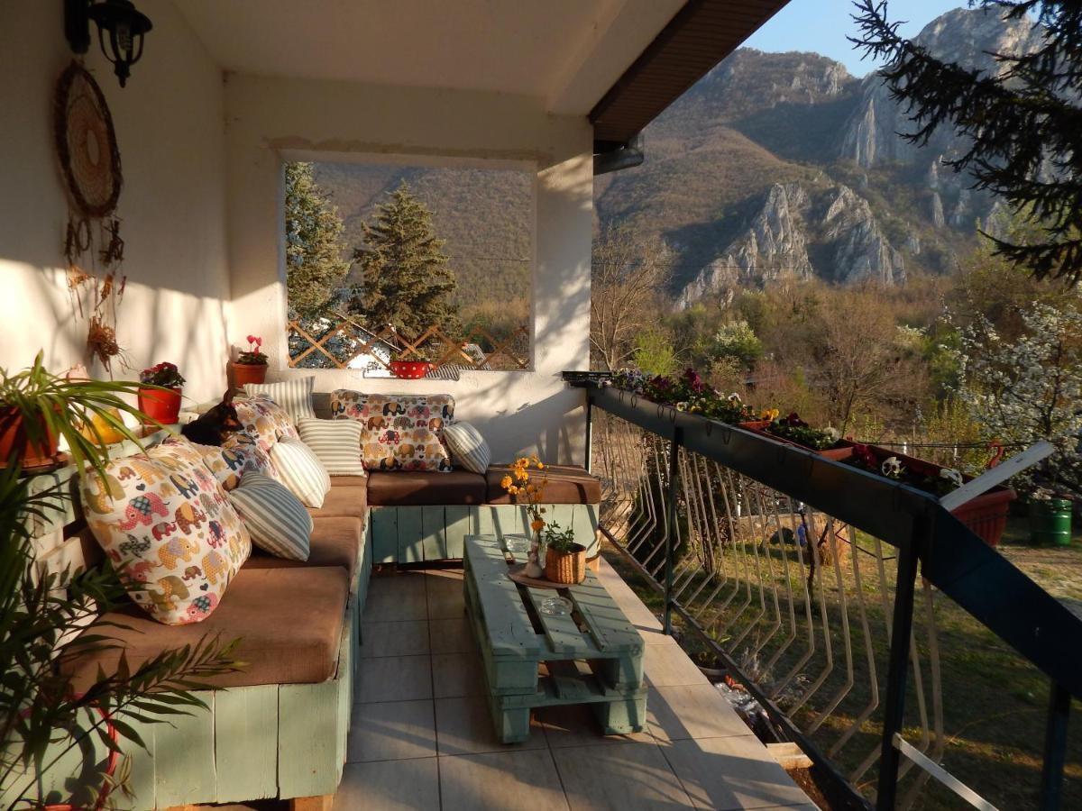 Incredible Apartment With A Mountain View - Matka Üsküp Dış mekan fotoğraf