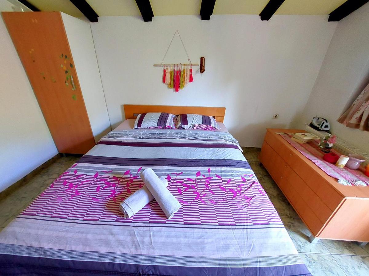 Incredible Apartment With A Mountain View - Matka Üsküp Dış mekan fotoğraf