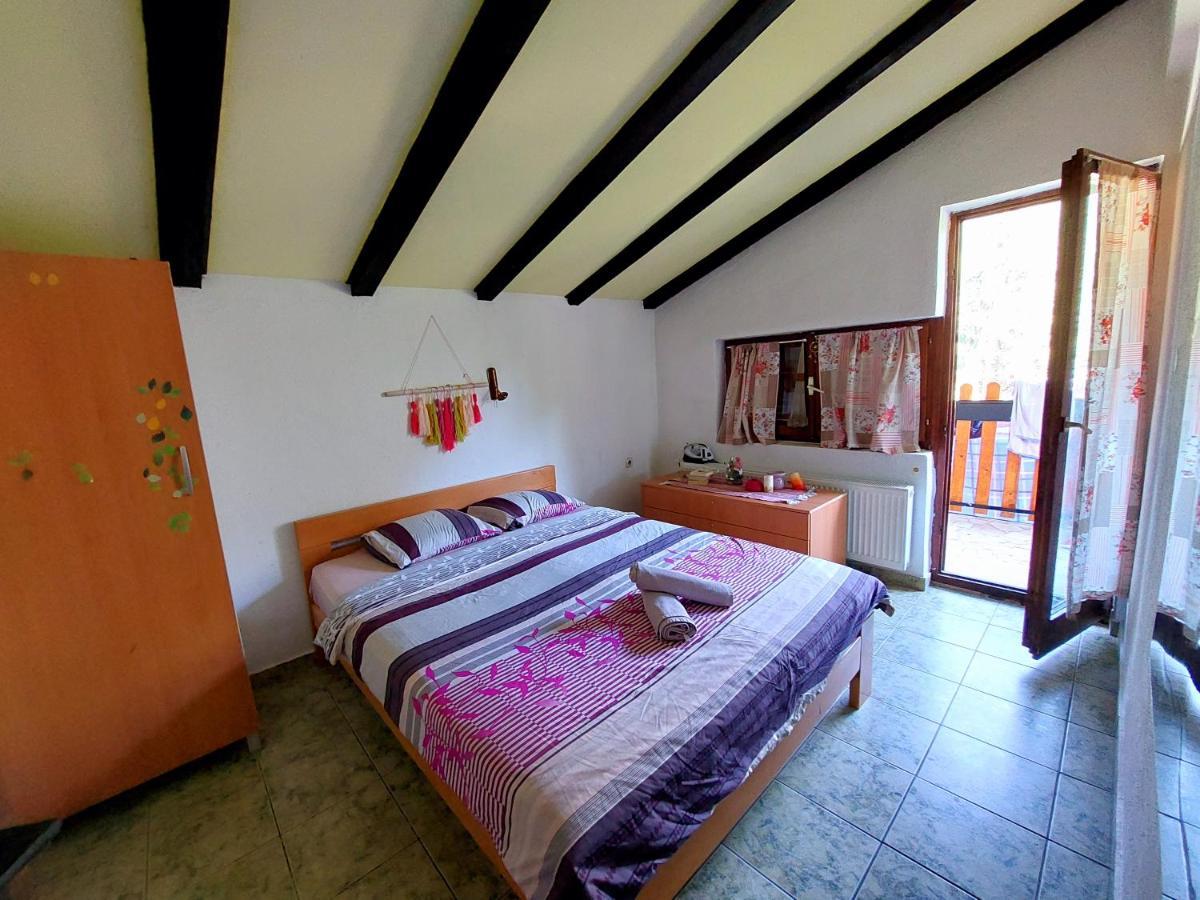 Incredible Apartment With A Mountain View - Matka Üsküp Dış mekan fotoğraf