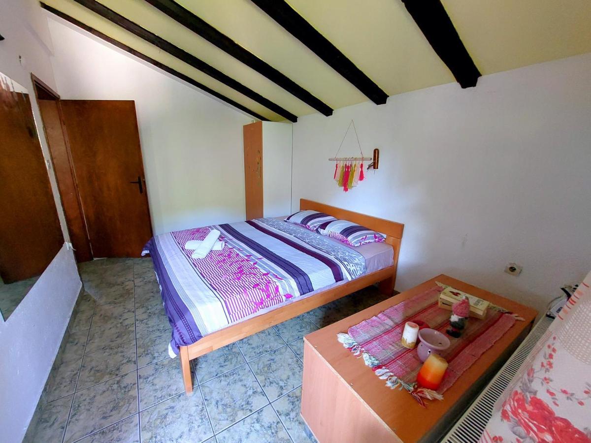 Incredible Apartment With A Mountain View - Matka Üsküp Dış mekan fotoğraf