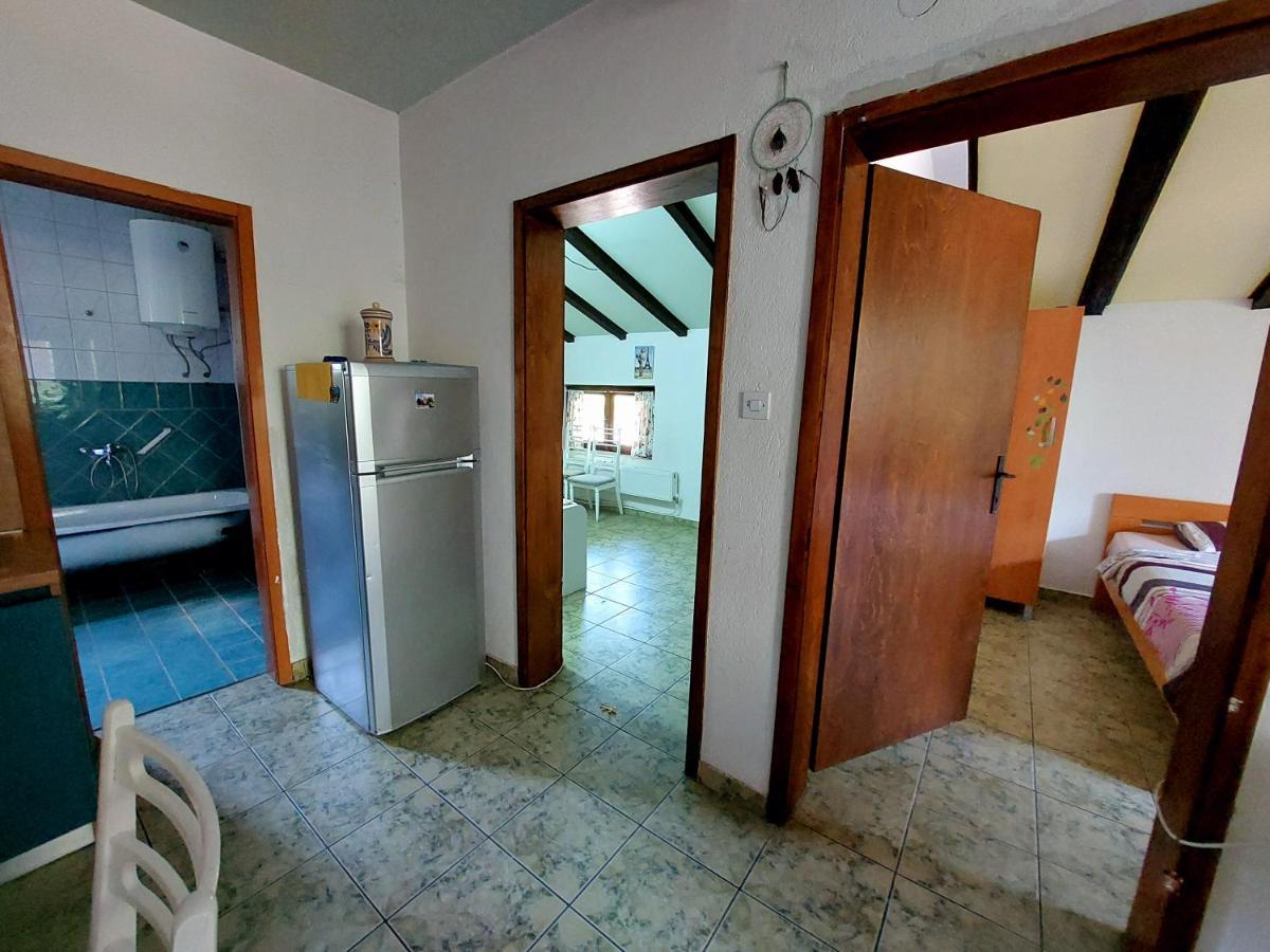 Incredible Apartment With A Mountain View - Matka Üsküp Dış mekan fotoğraf