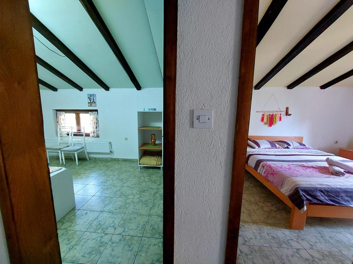 Incredible Apartment With A Mountain View - Matka Üsküp Dış mekan fotoğraf